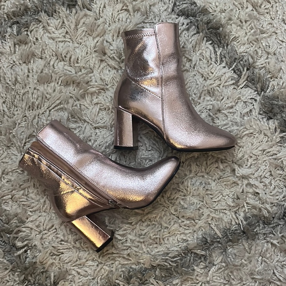 Pink metallic short booties